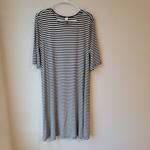 Old Navy Black and White Striped Midi Dress